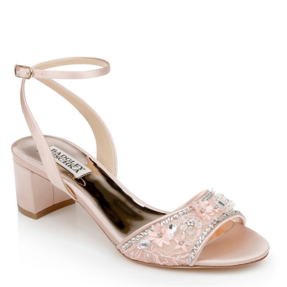 Badgley Mischka Taylin Low Heel Glamour Sandal Soft Blush
